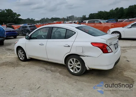 2015 Nissan Versa S z USA, uszkodzony, nr VIN 3N1CN7AP3FL883562